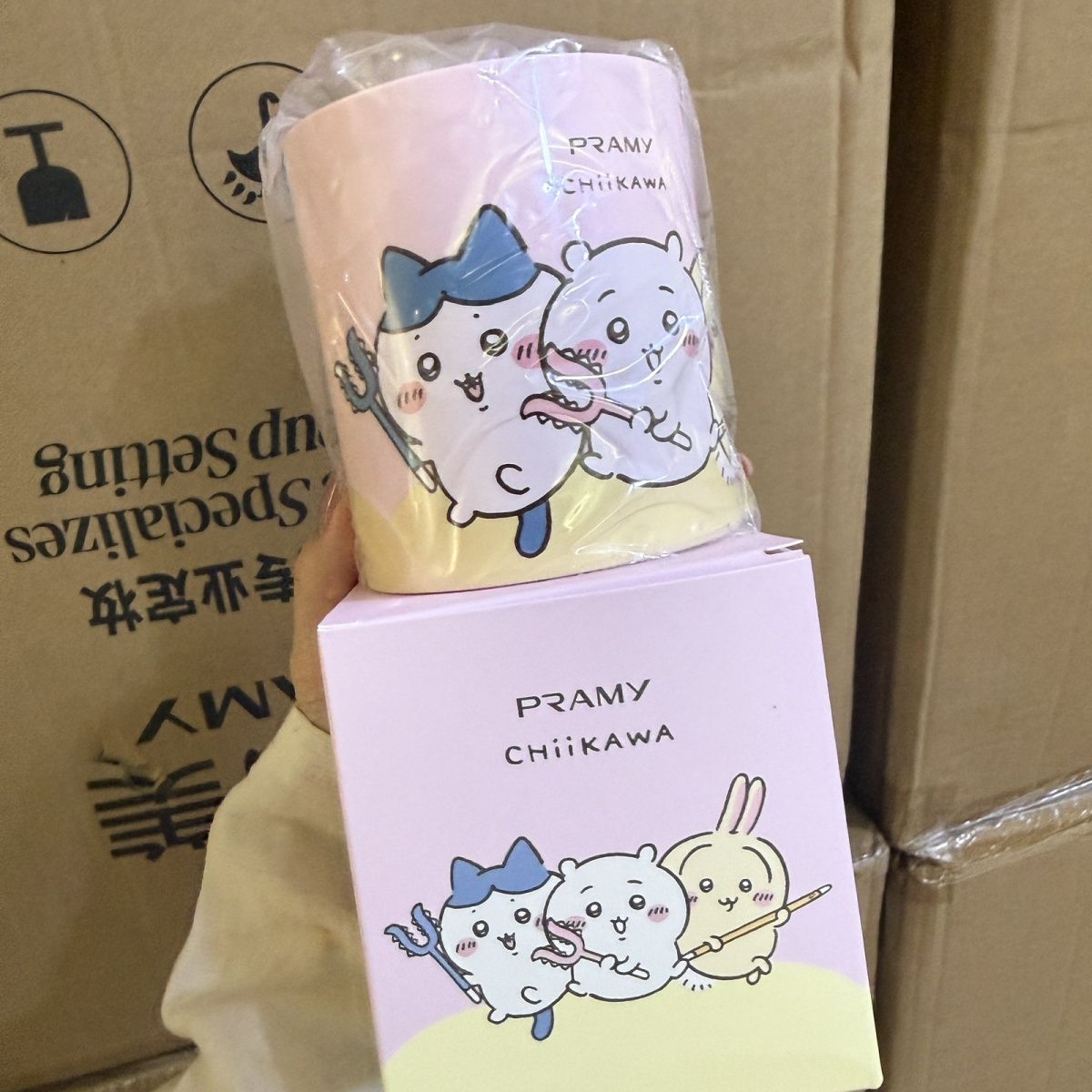 Chiikawa Co branded Makeup Bru - огляд і ціна Home Office Organization